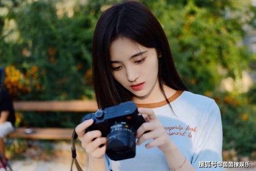 娱乐吃瓜鞠婧祎龚俊,娱乐圈的甜蜜瓜田